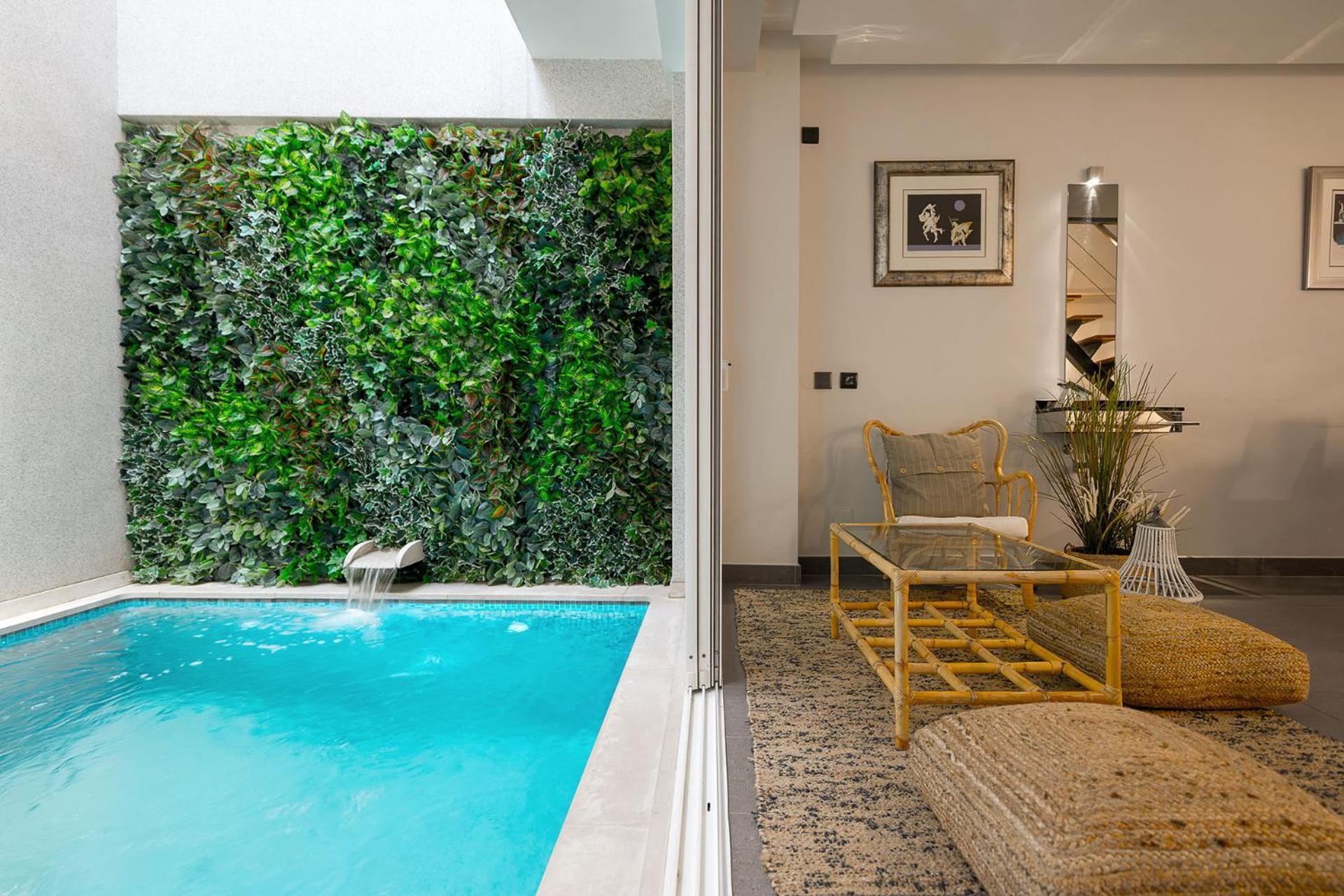 Downtown Pool House Ferienhaus *
